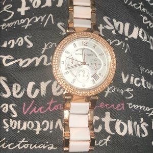 Michael Kors Rose Gold Womans watch